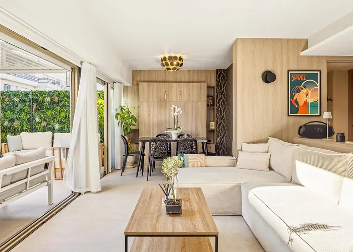 Magnifique A 50 Metres De La Croisette Канны