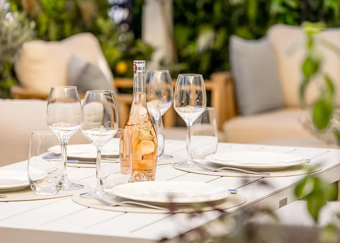 Magnifique A 50 Metres De La Croisette * Канны